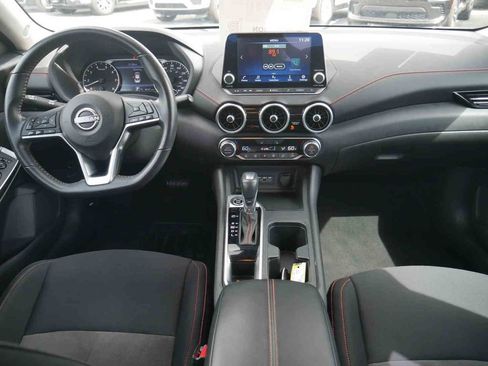 Used 2024 Nissan Sentra SR FWD image 5