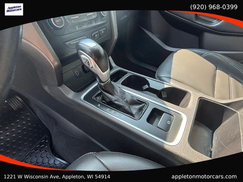 Used 2019 Ford Escape SEL AWD/4WD image 20
