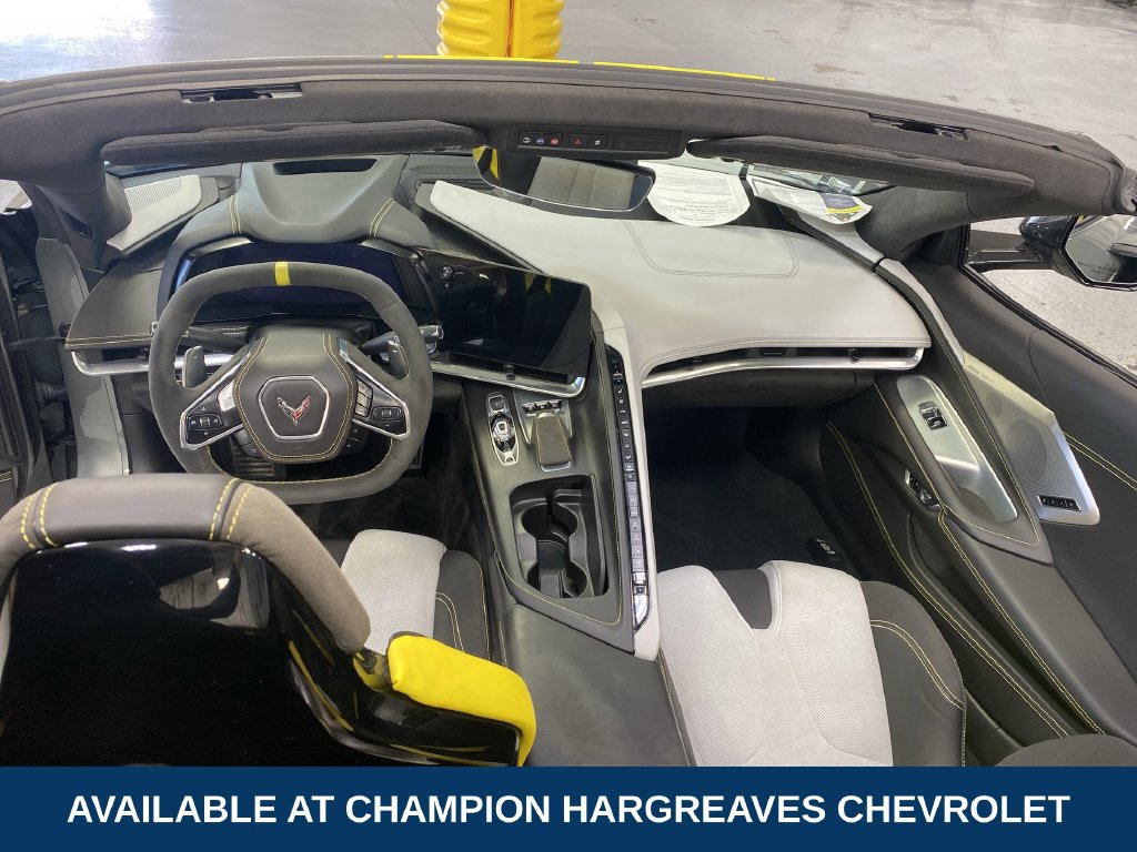 Used 2022 Chevrolet Corvette Stingray Premium Conv RWD image 27