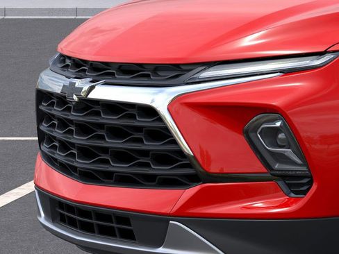 New 2026 Chevrolet Blazer LT w/ LPO, Black Grille Bar Package FWD image 13