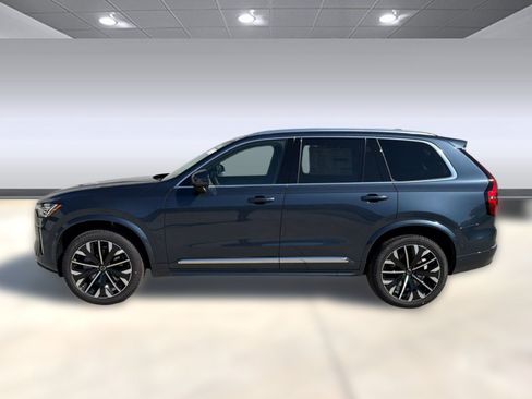 New 2026 Volvo XC90 B5 Plus AWD/4WD image 2