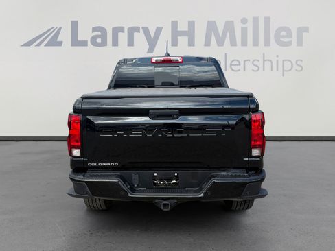 Used 2024 Chevrolet Colorado W/T w/ Advanced Trailering Package RWD image 4