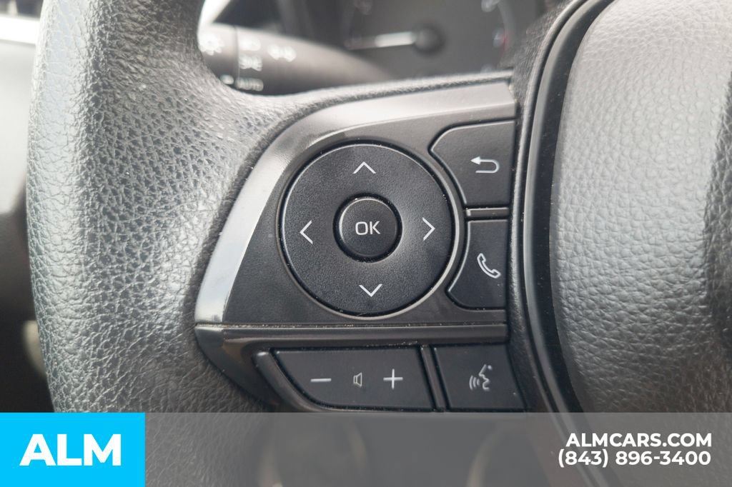 Used 2024 Toyota Corolla LE FWD image 28