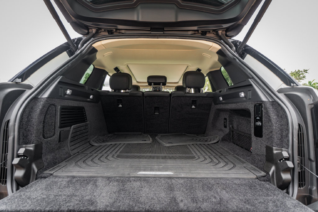 Used 2023 Land Rover Range Rover SE AWD/4WD image 47