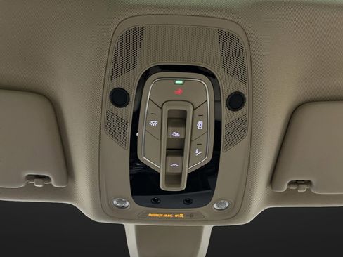 Used 2024 Audi Q5 e Premium Plus image 26