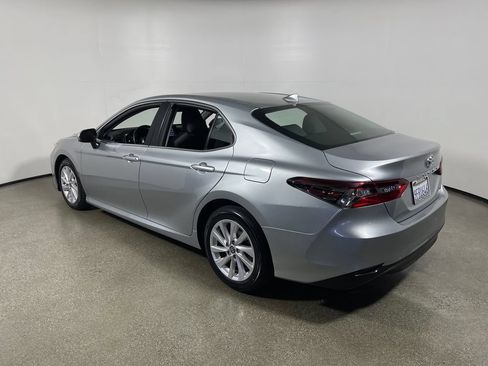 Certified 2023 Toyota Camry LE FWD image 5