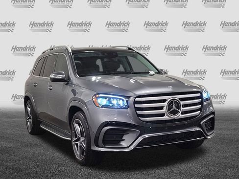 New 2026 Mercedes-Benz GLS 450 4MATIC image 2