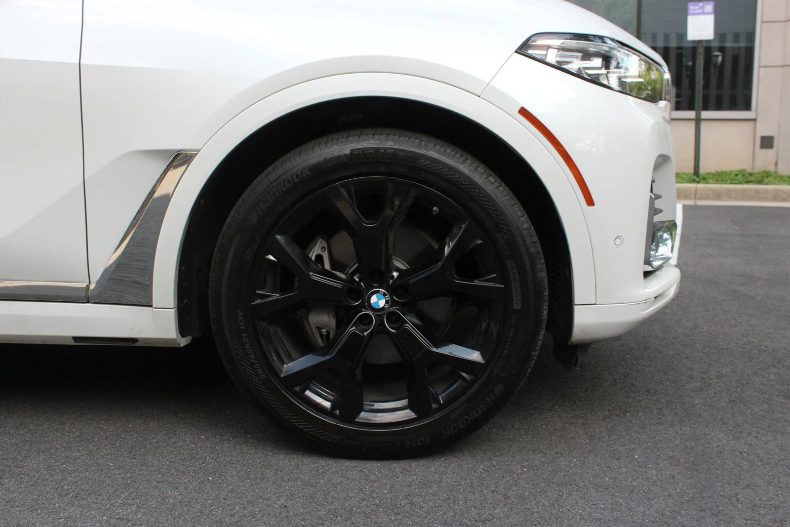 Used 2019 BMW X7 xDrive40i AWD/4WD image 4