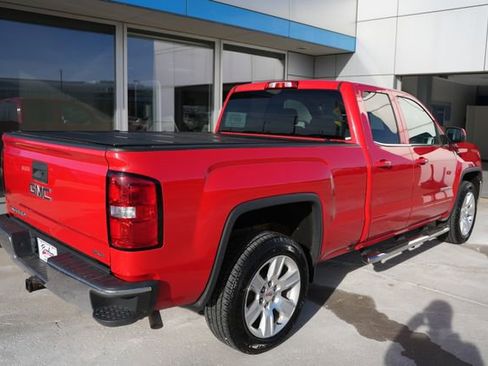 Used 2017 GMC Sierra 1500 SLE w/ SLE Value Package image 17