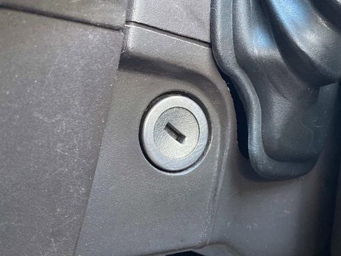 Used 2010 Ford F150 XL image 22