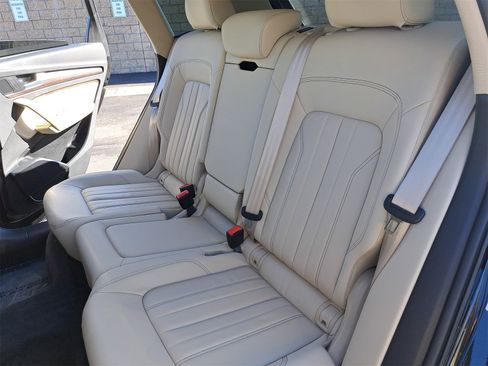 Used 2023 Audi Q5 2.0T Premium w/ Convenience Package image 14