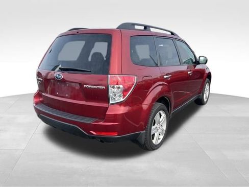 Used 2010 Subaru Forester 2.5X Premium image 7