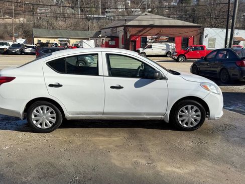 Used 2012 Nissan Versa S w/ Cruise Control Pkg image 15