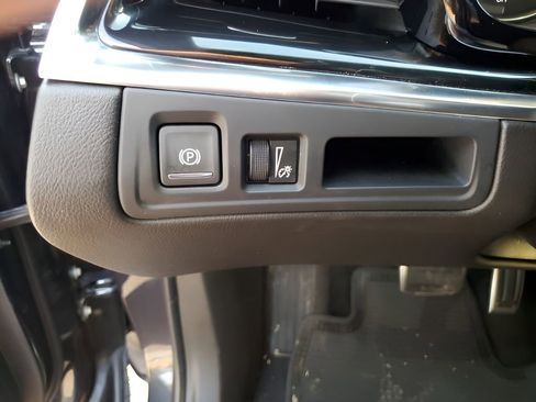 Certified 2022 Cadillac XT6 Sport image 34