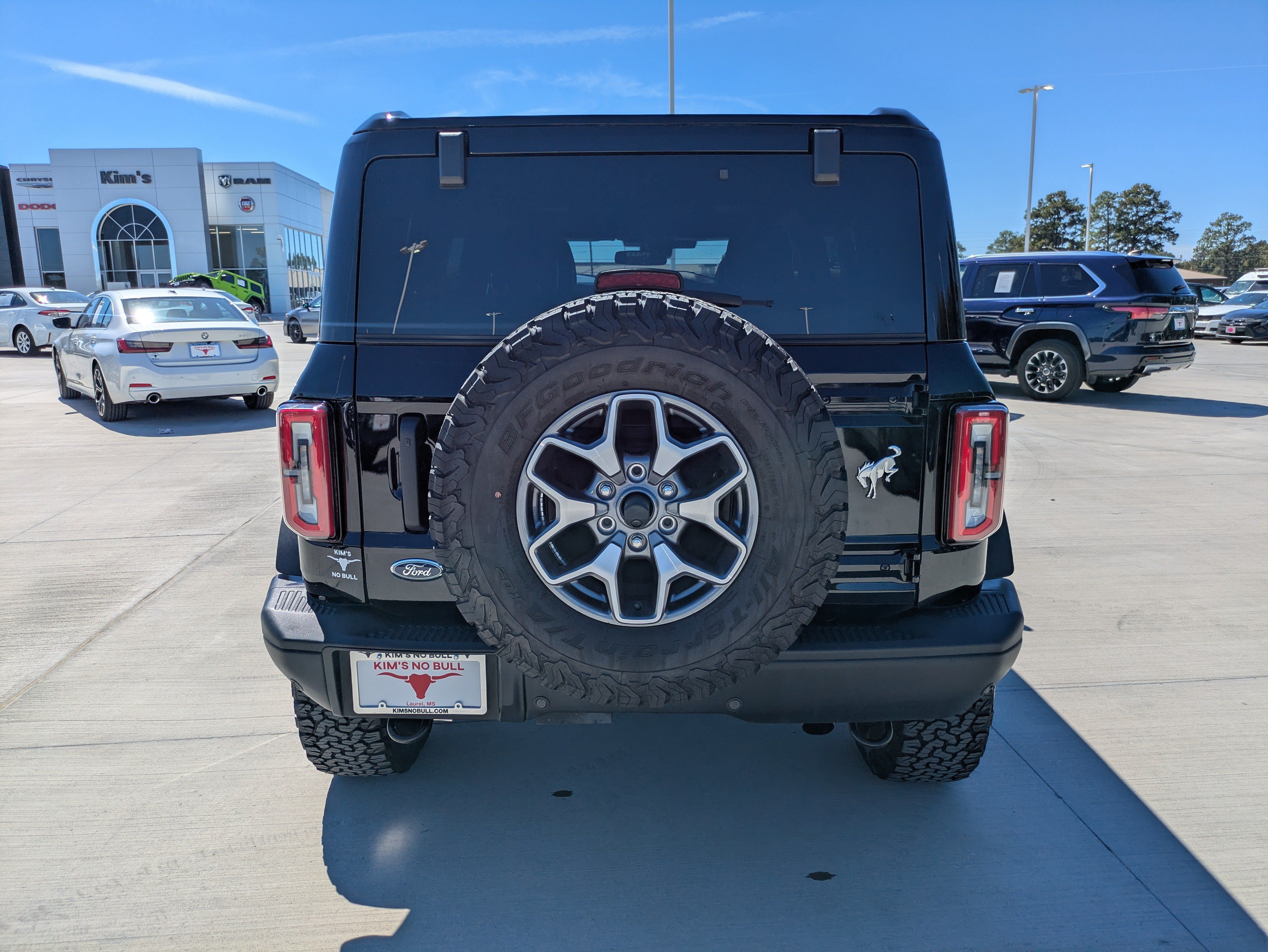 Used 2025 Ford Bronco Badlands AWD/4WD image 4