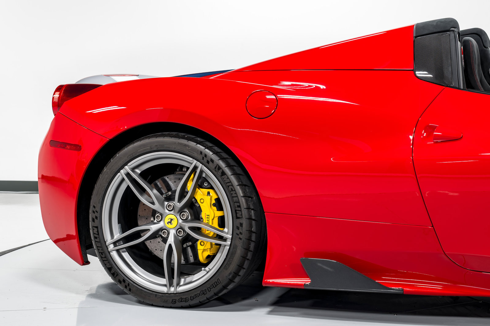 Used 2015 Ferrari 458 Speciale A RWD image 52