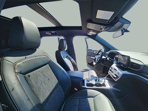 Certified 2023 Ford Explorer Timberline w/ Timberline Technology Package AWD/4WD image 18