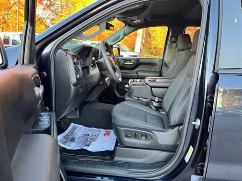 Used 2022 Chevrolet Silverado 1500 Custom image 15