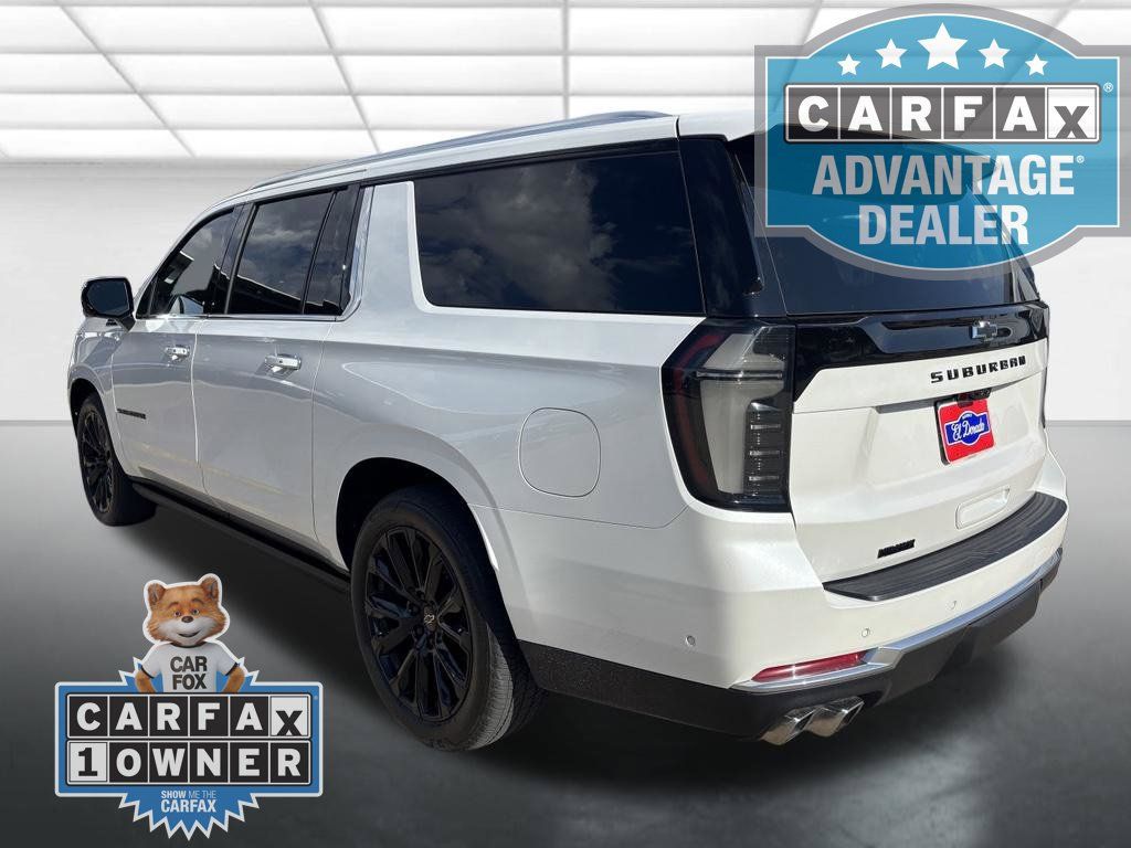 Used 2025 Chevrolet Suburban High Country AWD/4WD image 2