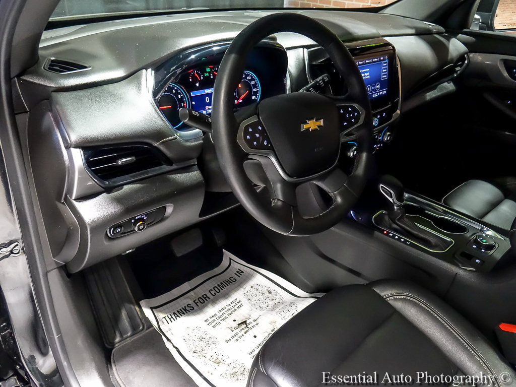 Used 2023 Chevrolet Traverse LT w/ LT Premium Package AWD/4WD image 13