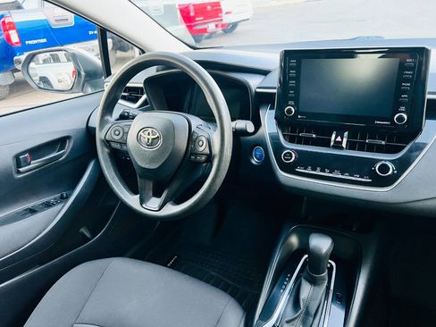 Used 2022 Toyota Corolla LE FWD image 20
