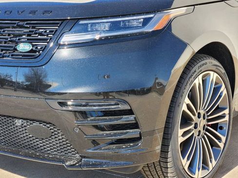 New 2025 Land Rover Range Rover Velar Dynamic SE AWD/4WD image 8