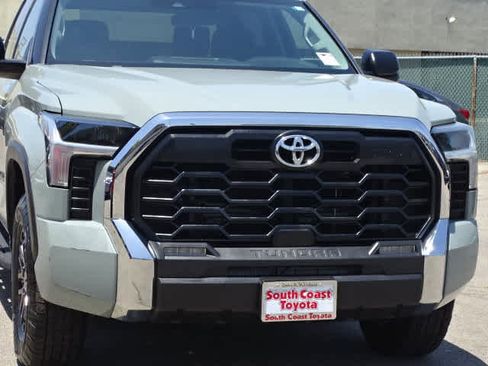 Used 2023 Toyota Tundra SR5 w/ TRD Off-Road Package AWD/4WD image 4