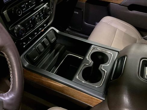 Used 2018 Chevrolet Silverado 1500 LTZ w/ Sport Package AWD/4WD image 16