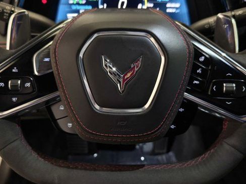 Used 2023 Chevrolet Corvette 3LT w/ Z51 Performance Package image 9