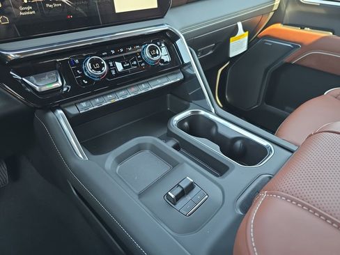 New 2026 GMC Sierra 2500 Denali Ultimate AWD/4WD image 22