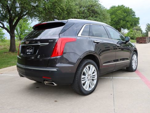 Used 2019 Cadillac XT5 Premium Luxury w/ Driver Assist Package FWD image 7