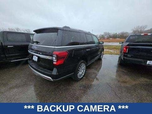 Used 2023 Ford Expedition Limited image 5