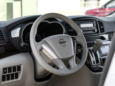 Used 2015 Nissan Quest S FWD image 13