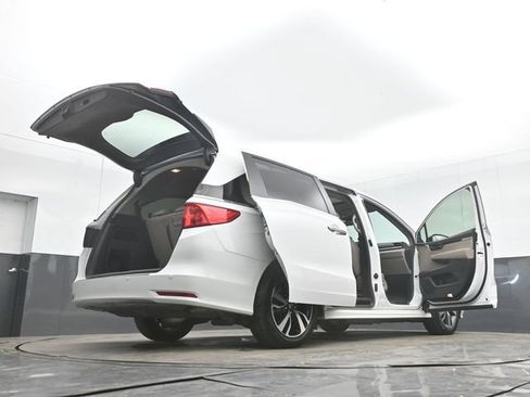 Used 2024 Honda Odyssey Touring image 57