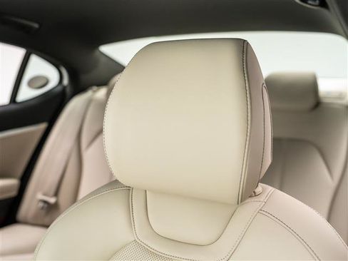 New 2026 Genesis G70 2.5T AWD/4WD image 19