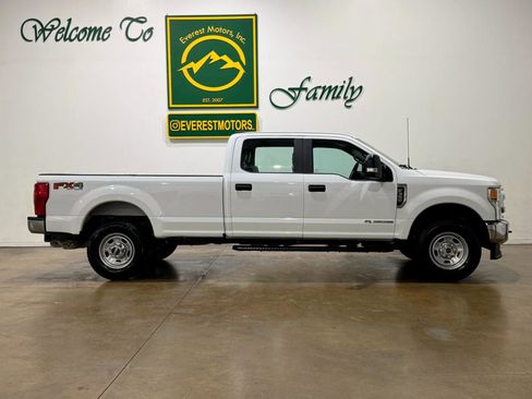 Used 2022 Ford F350 XL w/ Power Equipment Group AWD/4WD image 2