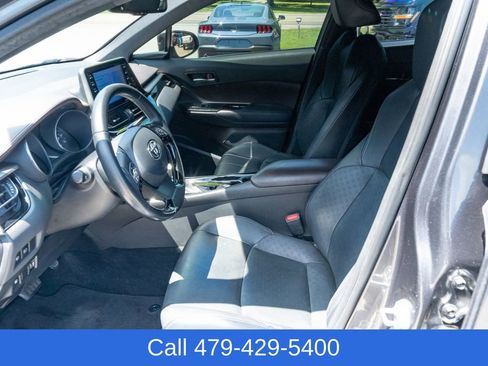Used 2019 Toyota C-HR Limited FWD image 19