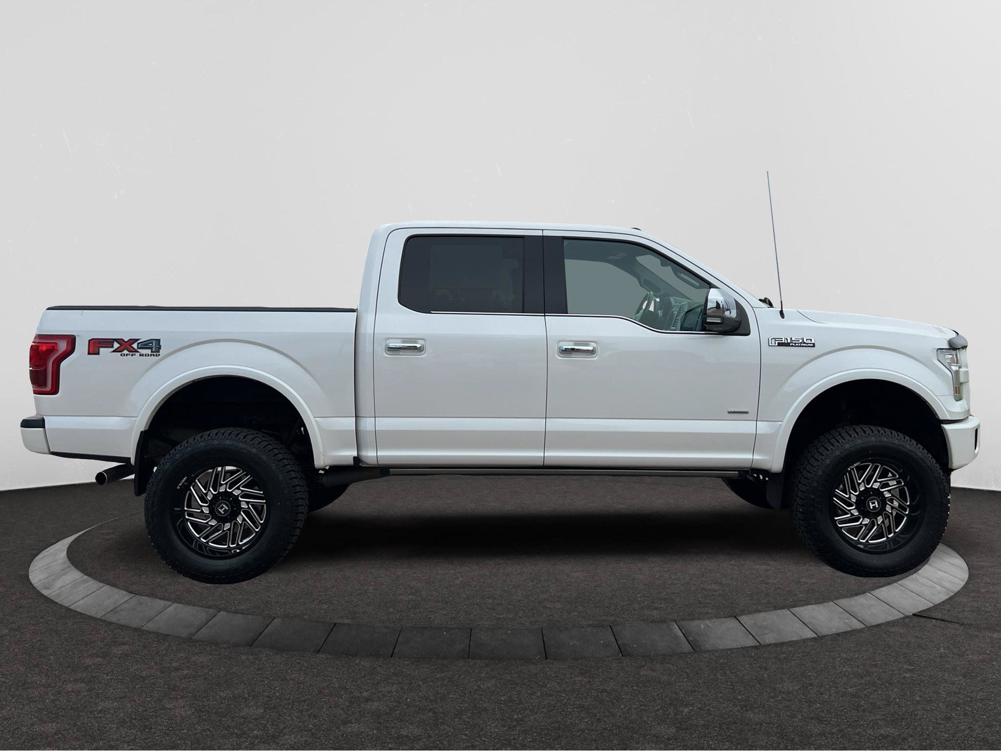 Used 2017 Ford F150 Platinum w/ Technology Package AWD/4WD image 5