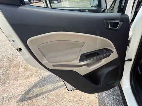 Used 2019 Ford EcoSport SE w/ SE Convenience Package FWD image 11