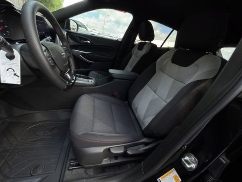 New 2026 Chevrolet Trax RS FWD image 18