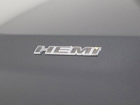 Used 2013 Dodge Challenger R/T Plus image 33