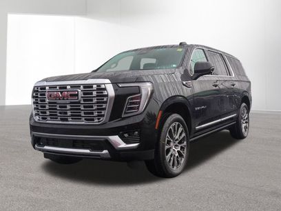 New 2026 GMC Yukon XL Denali w/ Sun & Power Step Package