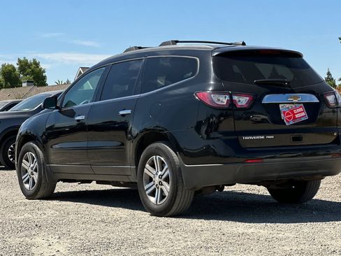 Used 2017 Chevrolet Traverse LT AWD/4WD image 7