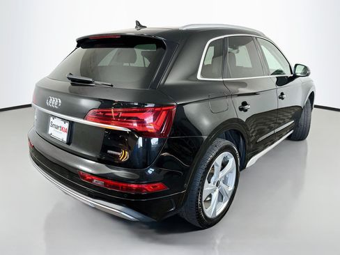 Used 2021 Audi Q5 Prestige AWD/4WD image 7