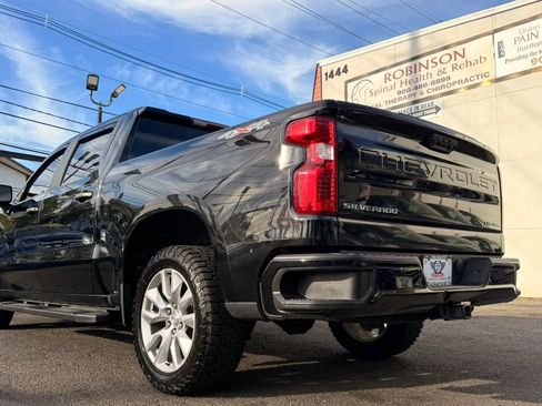 Used 2022 Chevrolet Silverado 1500 Custom AWD/4WD image 8