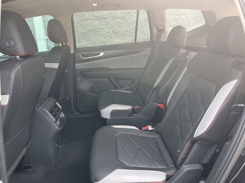 New 2026 Volkswagen Atlas Peak Edition AWD/4WD image 25