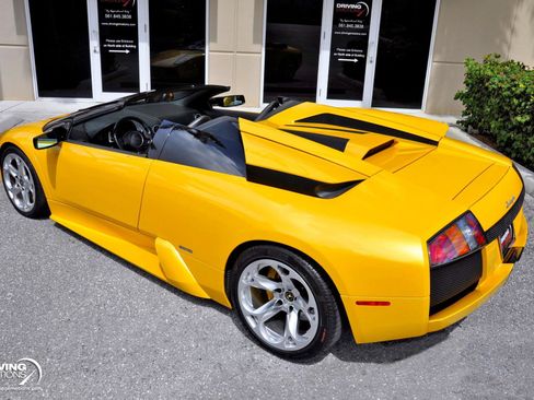 Used 2005 Lamborghini Murcielago Roadster image 39
