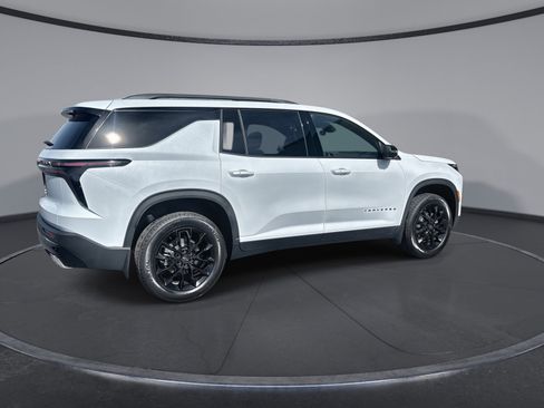 New 2026 Chevrolet Traverse LT w/ Midnight/Sport Edition AWD/4WD image 8
