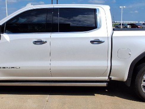 Used 2022 GMC Sierra 1500 Denali w/ Denali Reserve Package image 5