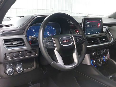 Used 2023 GMC Yukon SLT image 18